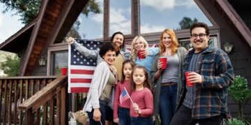 Cả ba loại visa đều mang lại quyền lợi về thẻ xanh vĩnh viễn, tự do sinh sống, học tập, làm việc và bảo lãnh thân nhân